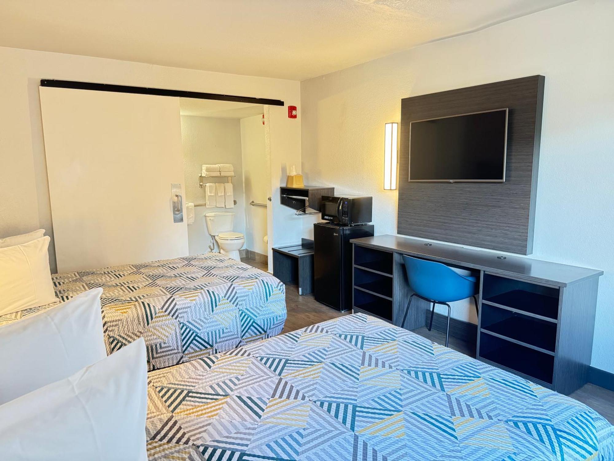 Masters Inn Такер Экстерьер фото