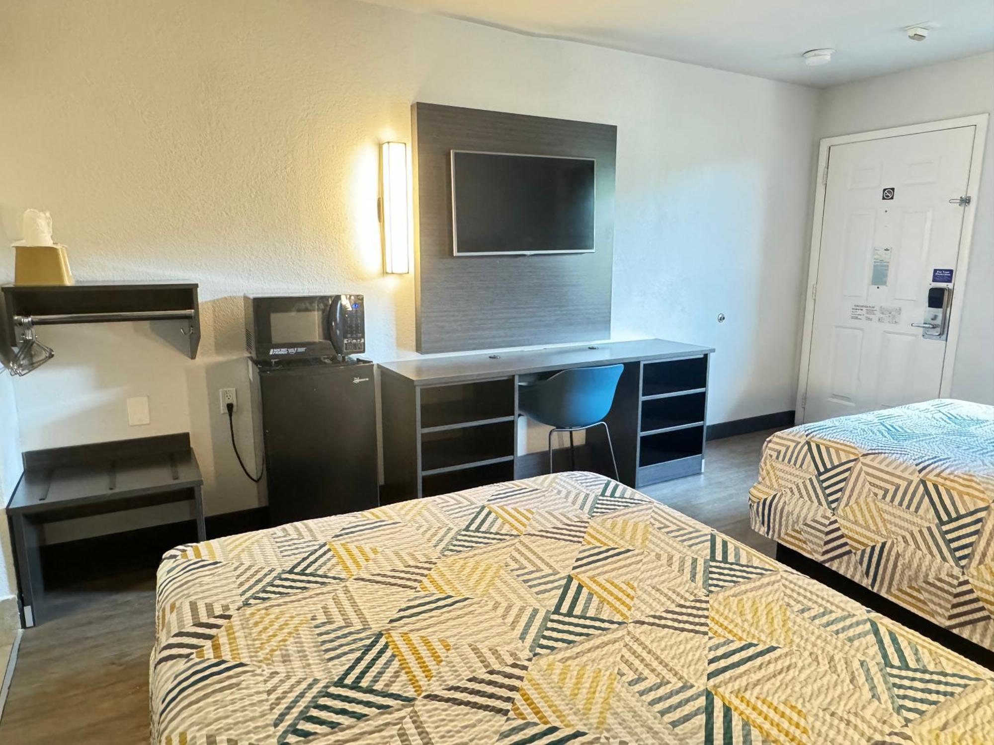 Masters Inn Такер Экстерьер фото
