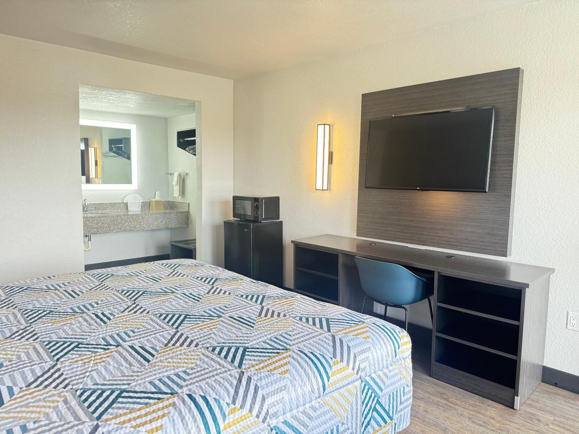 Masters Inn Такер Экстерьер фото